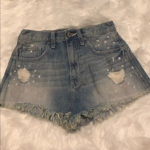 NWT Hollister hirise distressed splatter short
